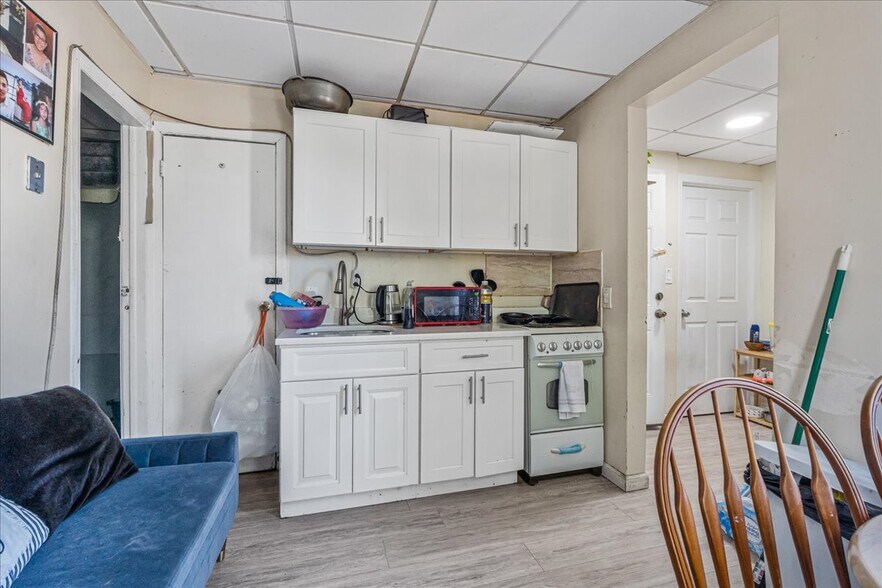 More Photos Of 4 Main St, Kings Park Storefront Retail Residential For Sale