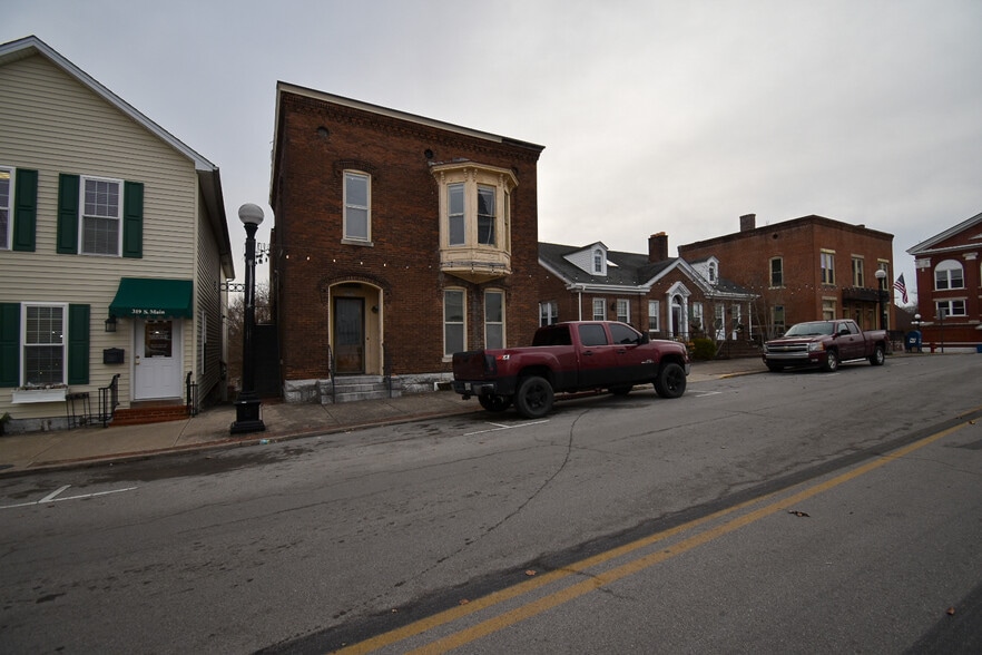 More Photos Of 321 S Main St, Harrodsburg Apartments For Sale