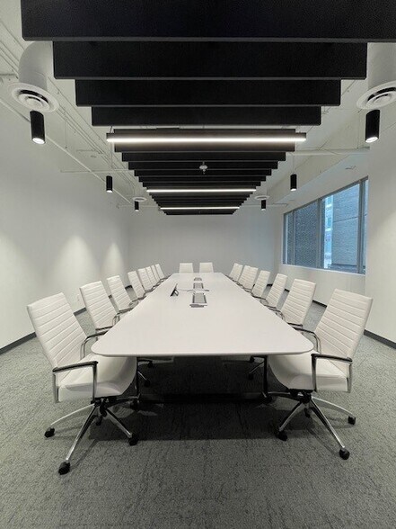 More Photos Of 20 Adelaide St E, Toronto Office For Lease