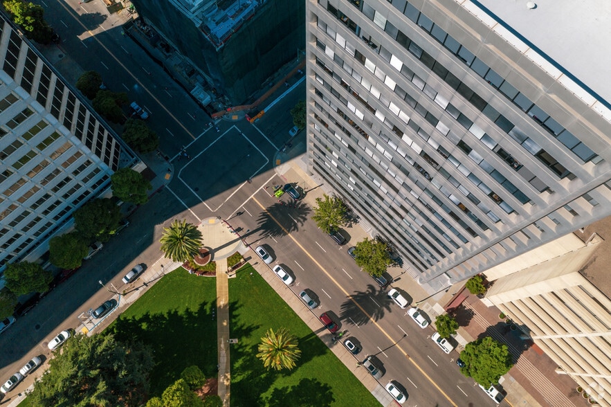 More Photos Of 1901 Harrison St, Oakland Coworking Space