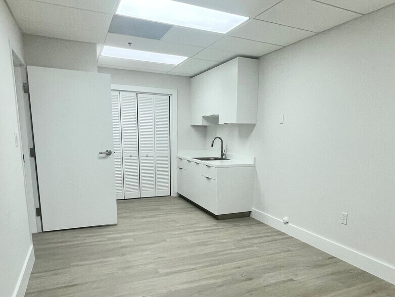 More Photos Of 1200 NW 78th Ave, Doral Unknown For Lease