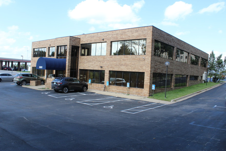 Primary Photo Of 8801 E 63rd St, Raytown Office For Lease