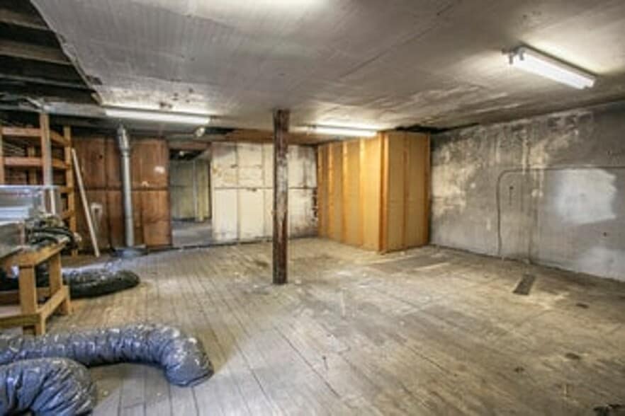 More Photos Of 345 Morgan St, Phoenixville Warehouse For Lease