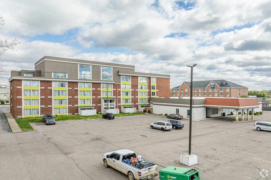 Primary Photo Of 255 28th St SW, Grand Rapids Hotel For Sale