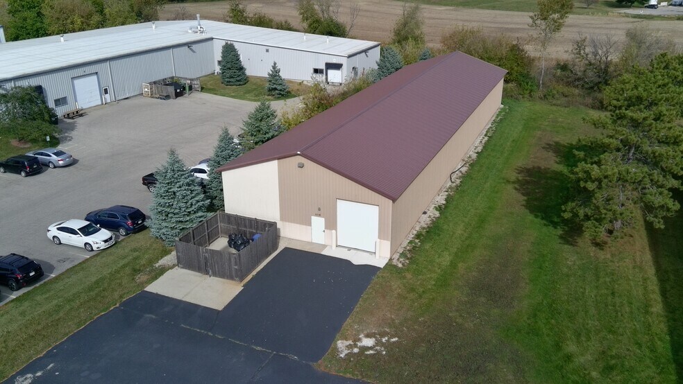 More Photos Of 1205-1227 Barberry Dr, Janesville Manufacturing For Sale