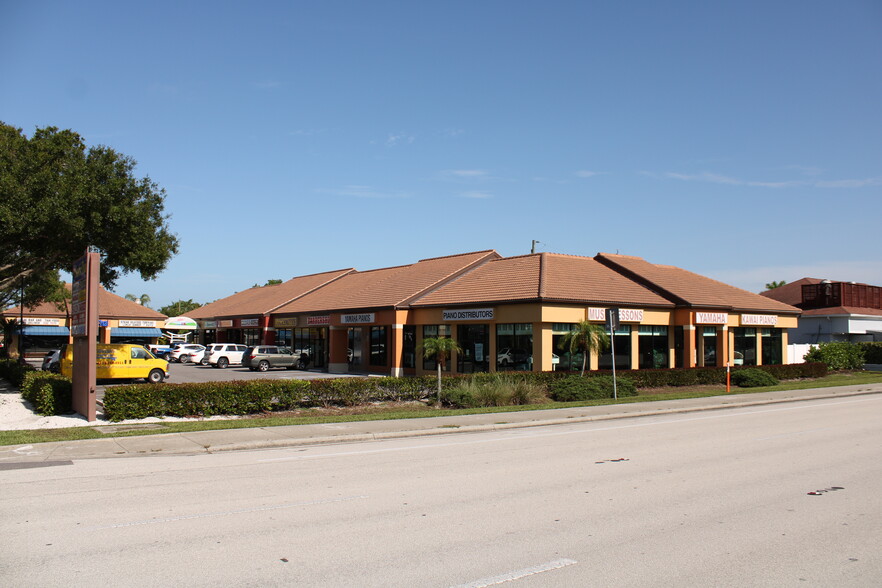 Primary Photo Of 10353 Tamiami Trl N, Naples Unknown For Lease