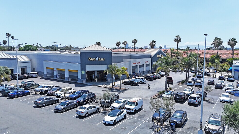 More Photos Of 3200-3300 E Anaheim St, Long Beach Unknown For Lease