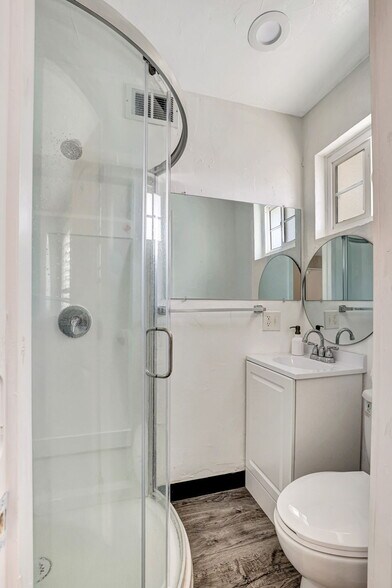 More Photos Of 710 Venice Way, Inglewood Apartments For Sale