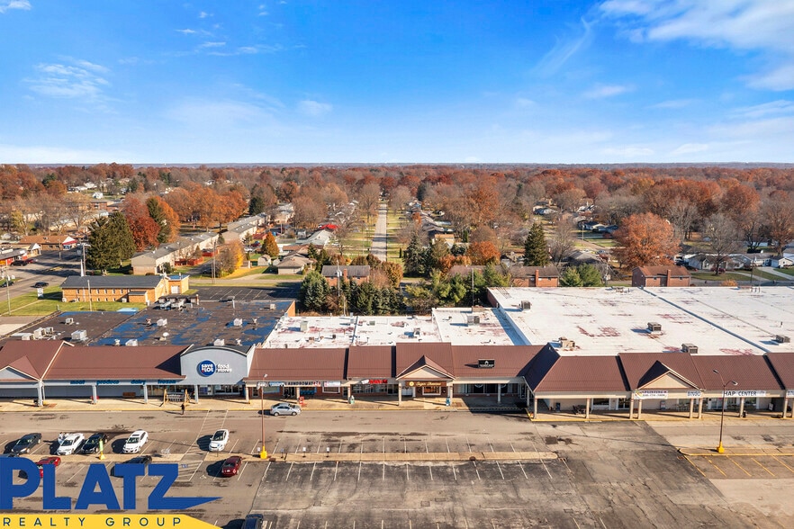 More Photos Of 1705-1747 S Raccoon Rd, Youngstown Unknown For Lease