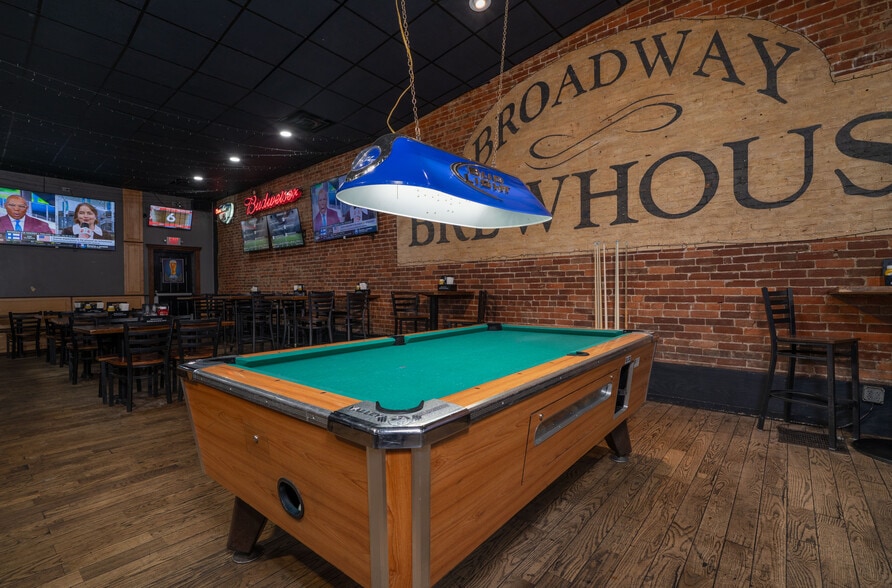More Photos Of 127 S Broadway St, New Philadelphia Storefront Retail Office For Sale