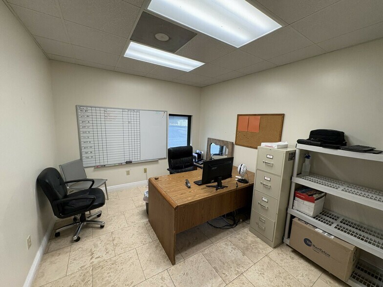 More Photos Of 101 E Roberts Rd, Pensacola Industrial For Sale