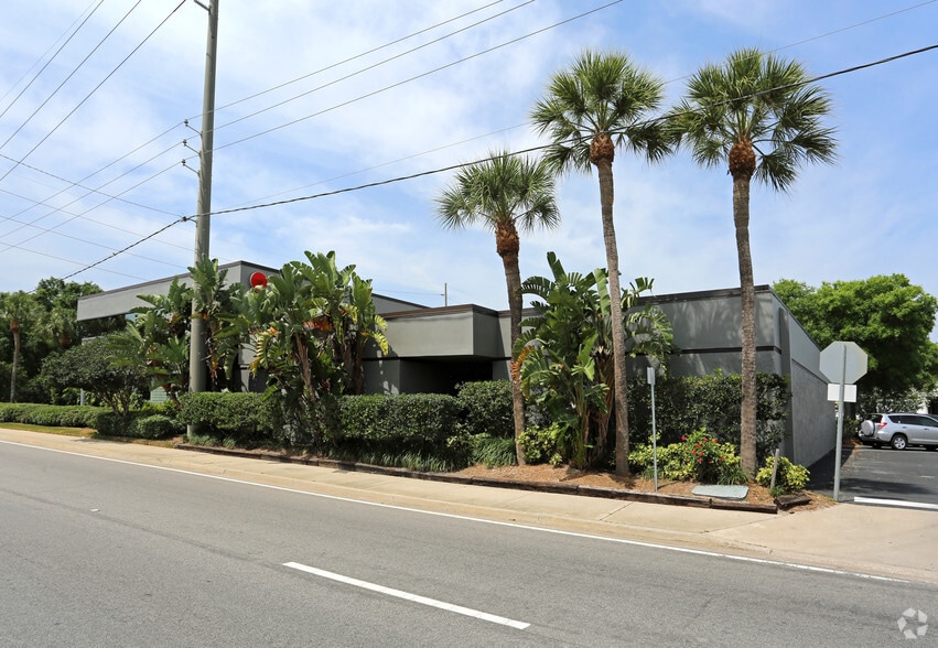 More Photos Of 902 N Himes Ave, Tampa Office For Lease