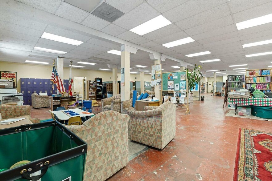 More Photos Of 217 W Jackson St, Ione Storefront Retail Office For Sale