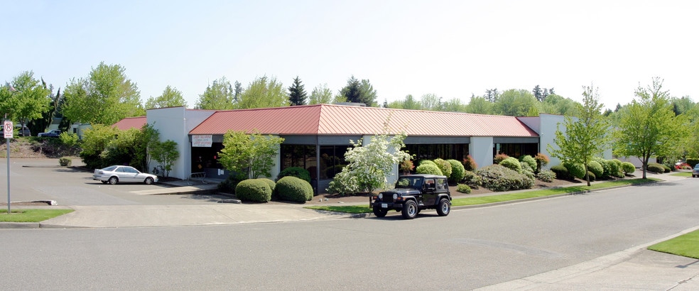 Primary Photo Of 6540 SW Fallbrook Pl, Beaverton Showroom For Sale