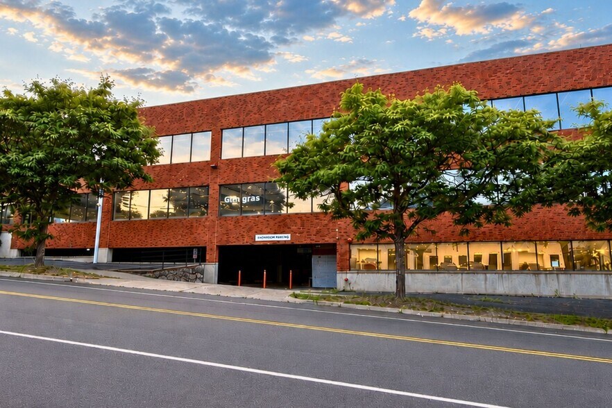 More Photos Of 430 Tunxis Hill Rd, Fairfield Warehouse For Sale