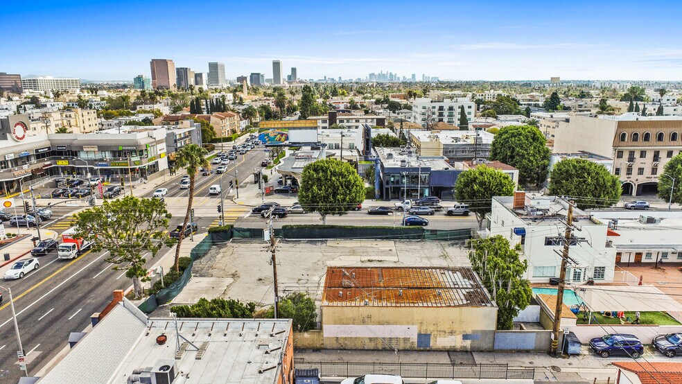 More Photos Of 401 S Robertson Blvd, Beverly Hills Land For Lease
