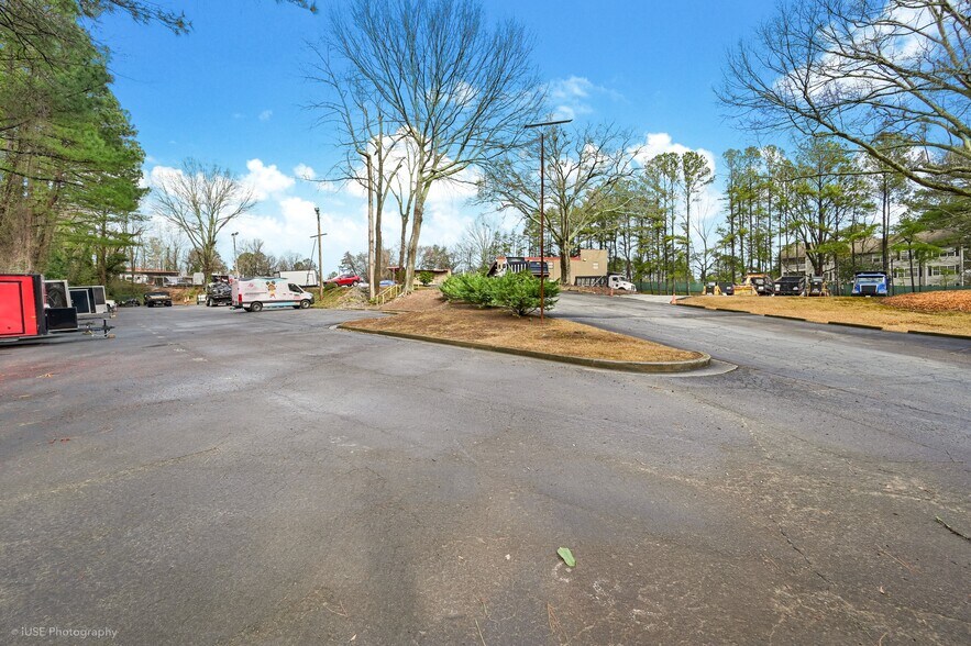 More Photos Of 2762 Caldwell Rd NE, Brookhaven Distribution For Lease