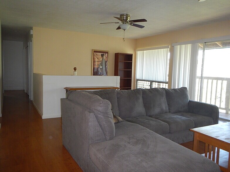 More Photos Of 99-1679 Hoapono Pl, Aiea Apartments For Sale