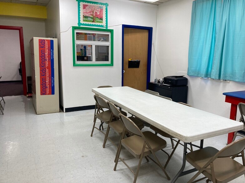 More Photos Of 515 Kerby Hill Rd, Fort Washington Religious Facility For Lease