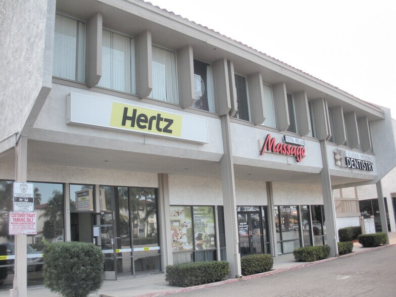 More Photos Of 2706 Harbor Blvd, Costa Mesa Storefront Retail Office For Lease