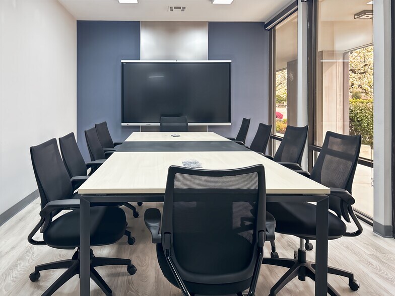 More Photos Of 2453 Grand Canal Blvd, Stockton Coworking Space