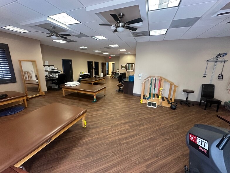 More Photos Of 3111 W Boynton Beach Blvd, Boynton Beach Medical For Sale