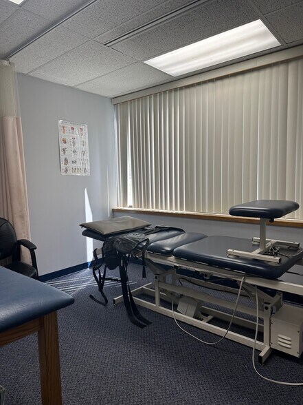 More Photos Of 85 Barnes Rd, Wallingford Medical For Sale