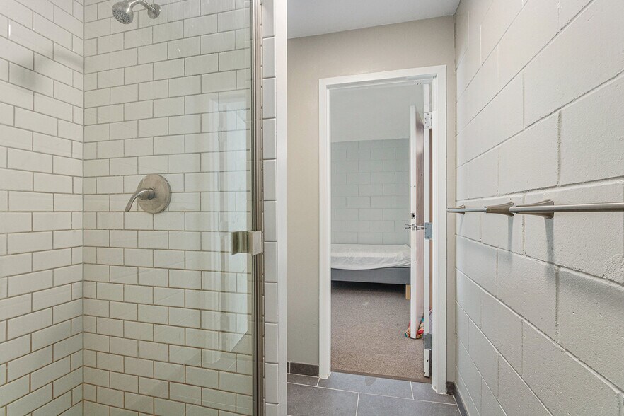 More Photos Of 56968 Dailey Rd, Dowagiac Shelter For Sale