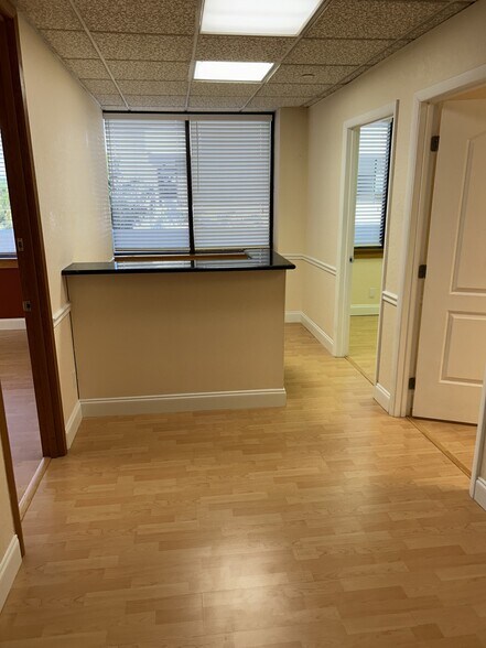 More Photos Of 4700 NW 2nd Ave, Boca Raton Office For Sale