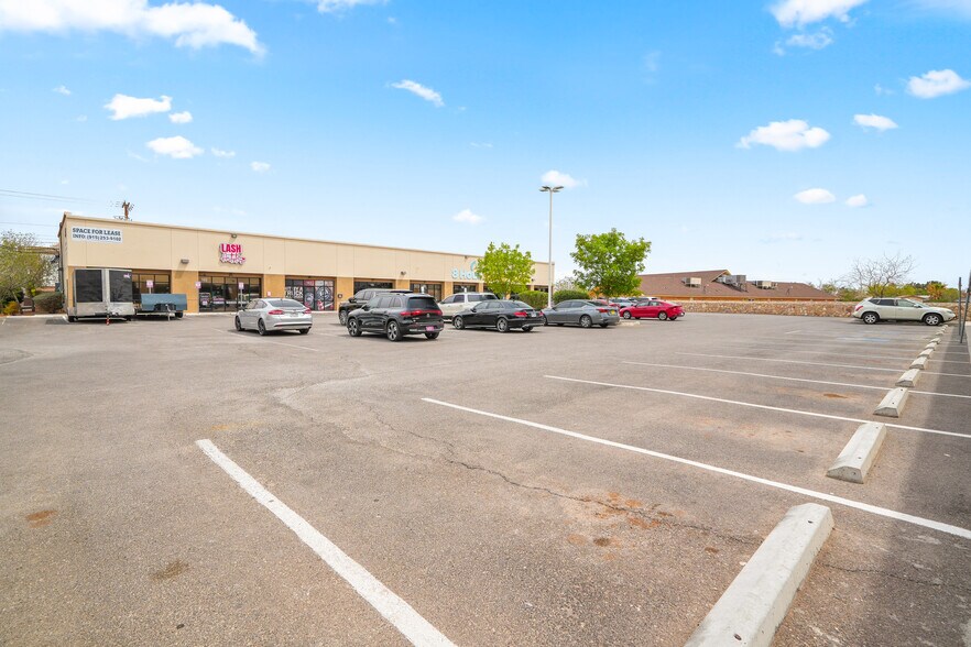 More Photos Of 2000 Lomaland Dr, El Paso Storefront Retail Office For Lease