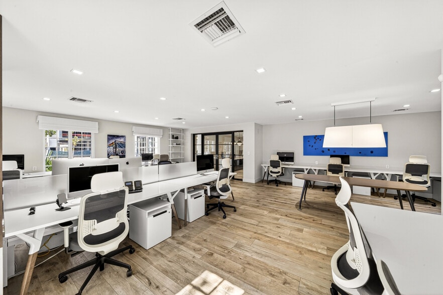 More Photos Of 5801 Biscayne Blvd, Miami Loft Creative Space For Lease