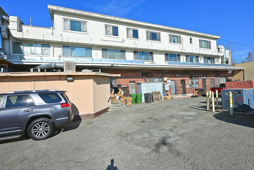 More Photos Of 3121-3161 Castro Valley Blvd, Castro Valley Storefront Retail Office For Sale