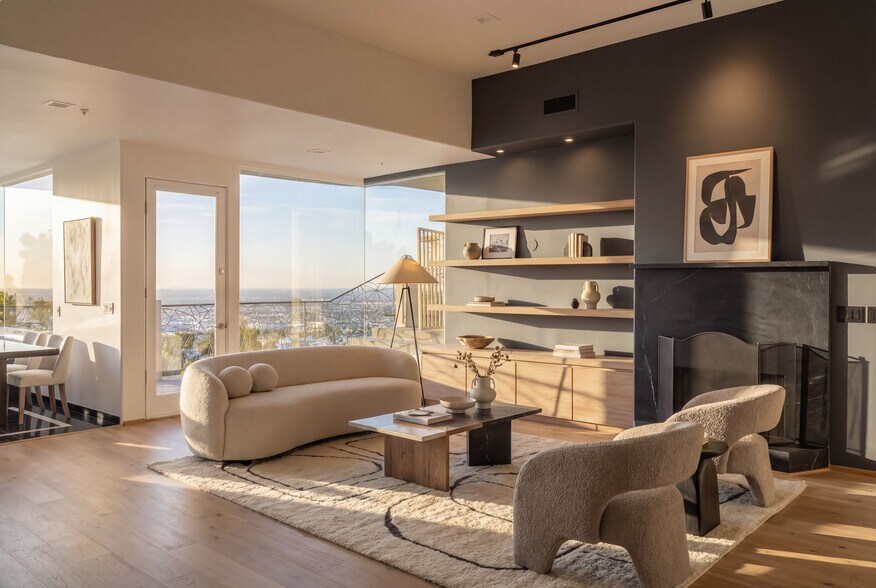 More Photos Of 2000 Wattles Dr, Los Angeles Flex For Sale