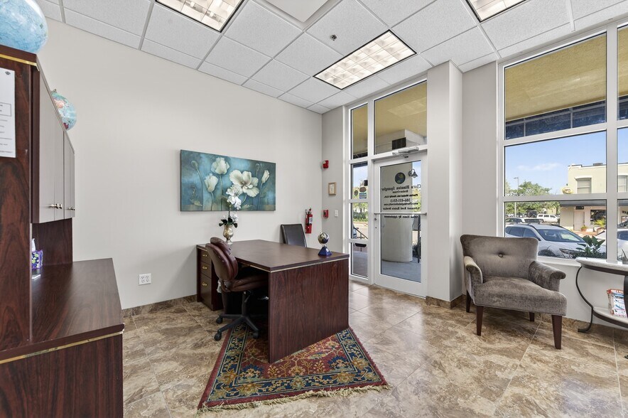 More Photos Of 111 Magnolia Ave, Daytona Beach Office For Sale
