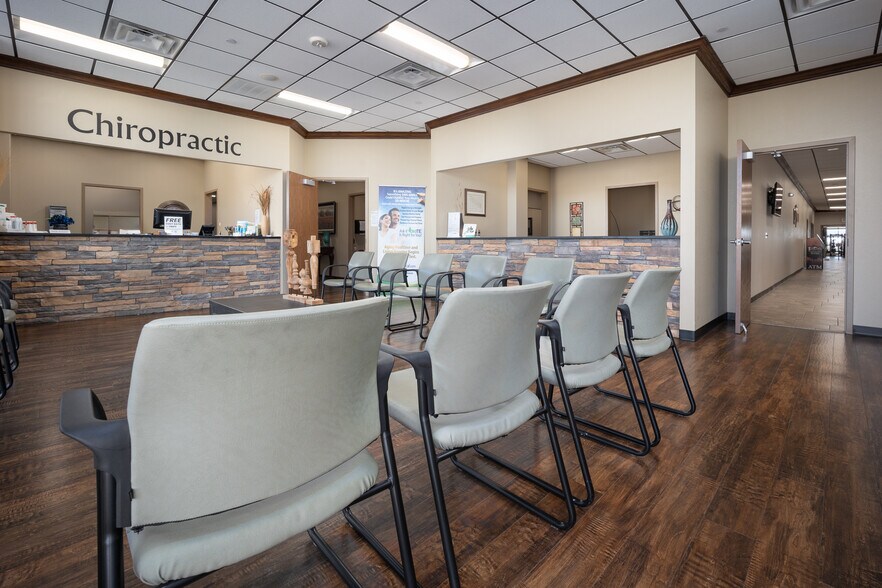 More Photos Of 4200 Carriage Way, Weatherford Medical For Lease