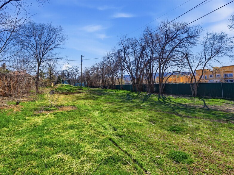 More Photos Of 0 Lakeside Dr, Reno Land For Sale