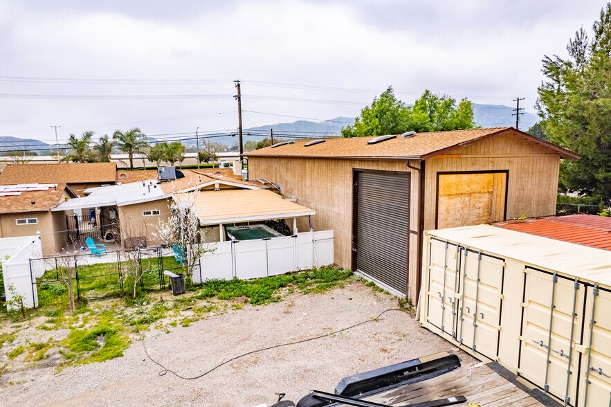 More Photos Of 18642 Cajon Blvd, San Bernardino Warehouse For Sale