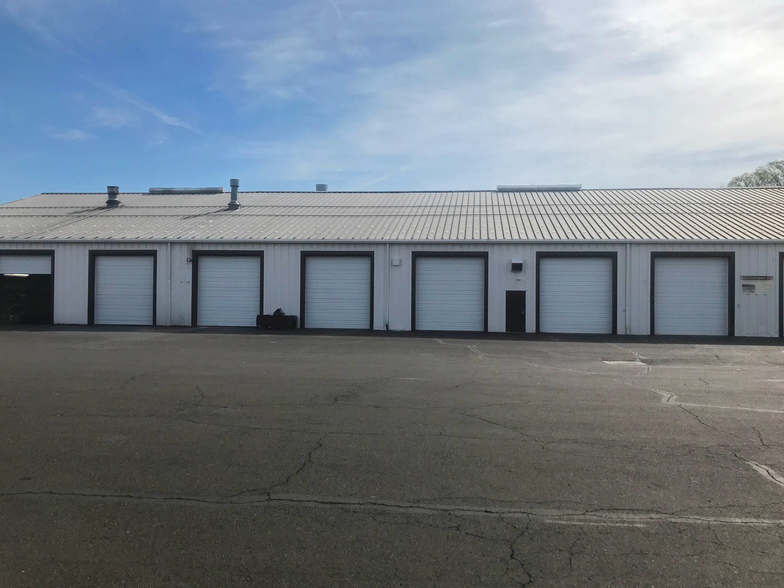 Primary Photo Of 2727 Philmont Ave, Huntingdon Valley Warehouse For Lease