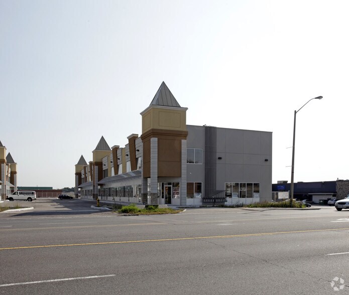 More Photos Of 1415 Kennedy Rd, Toronto Freestanding For Sale