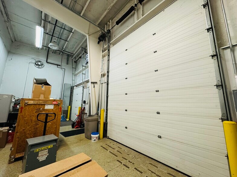 More Photos Of 6710 Quality Way, Portage Research And Development For Sale