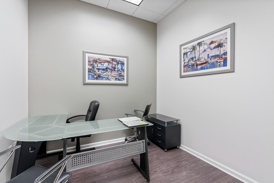 More Photos Of 8865 Commodity Cir, Orlando Office For Sale