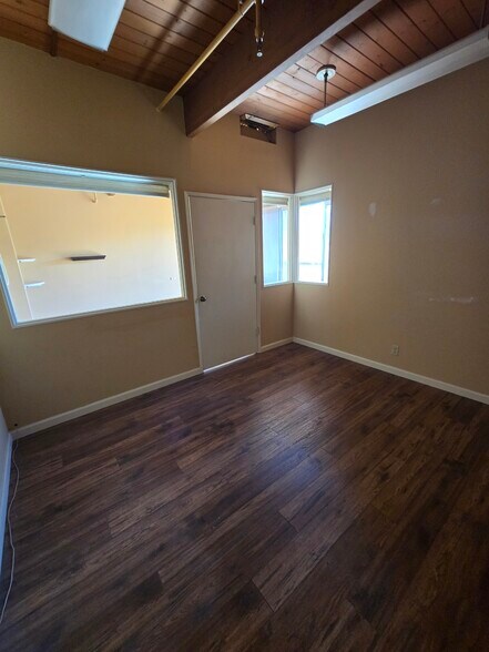 More Photos Of 2439 S Kihei Rd, Kihei Freestanding For Lease