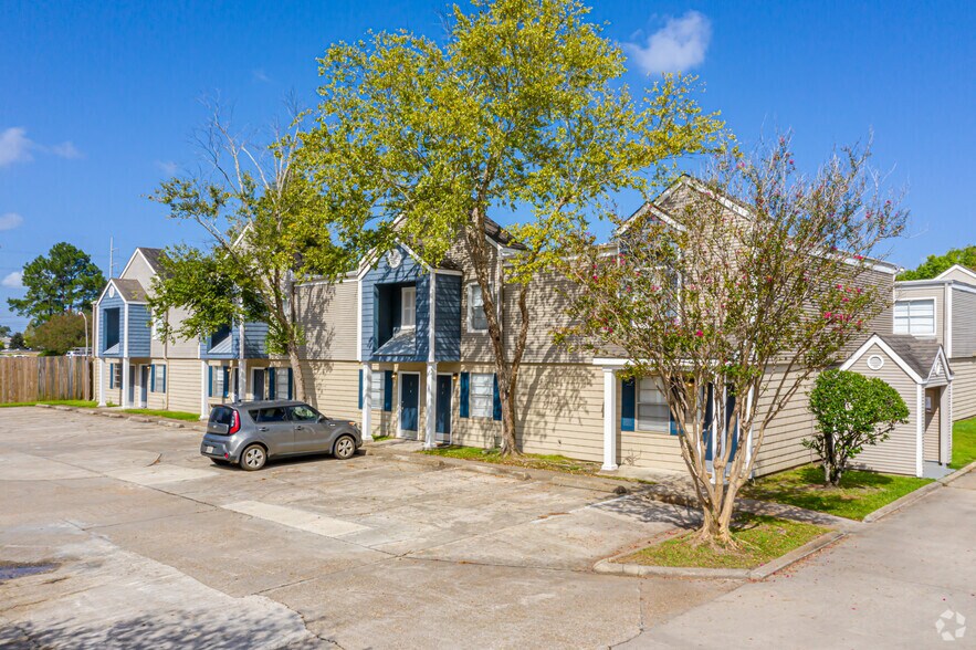 More Photos Of 5431 Essen Ln, Baton Rouge Apartments For Sale