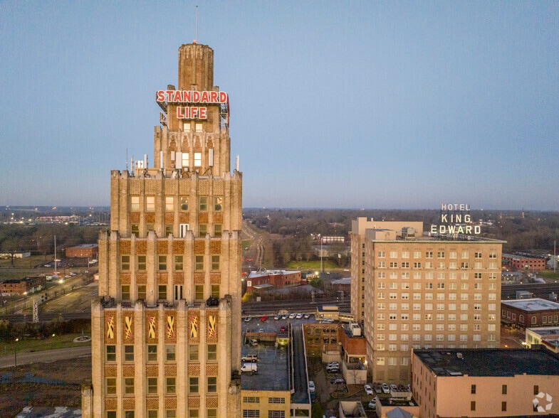 More Photos Of 127 S Roach St, Jackson Apartments For Lease