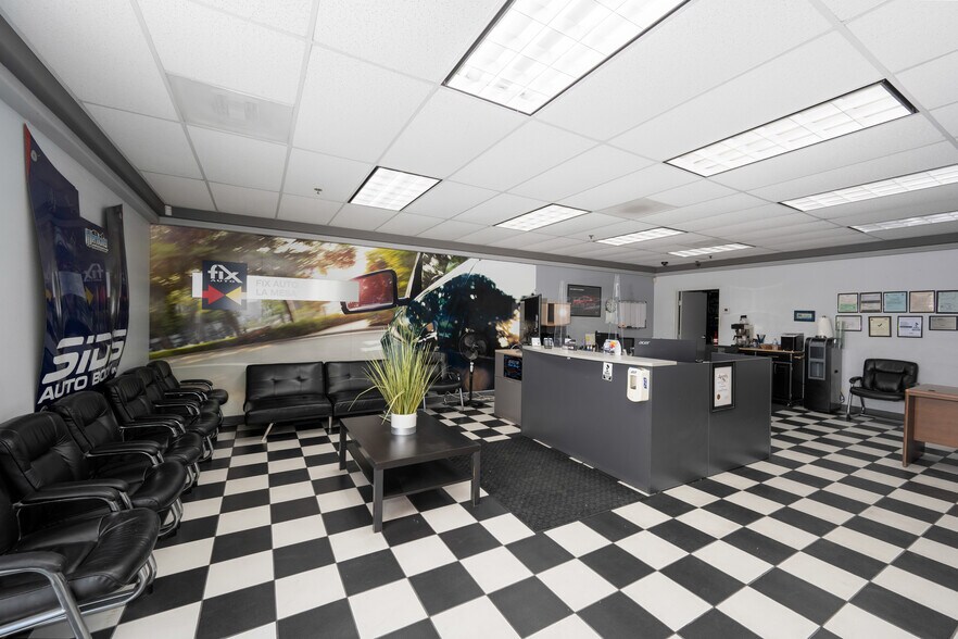 More Photos Of , La Mesa General Retail For Sale