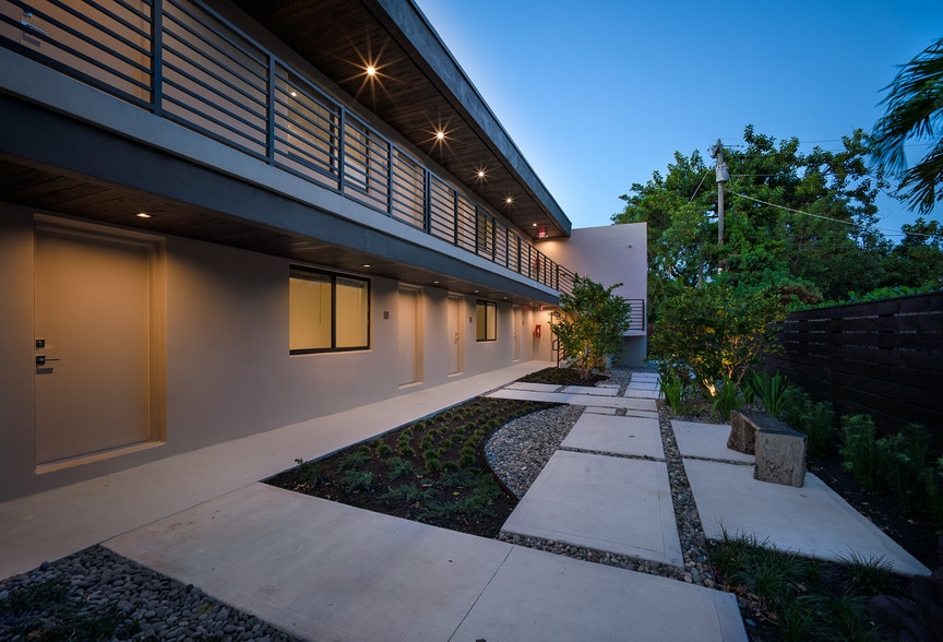 More Photos Of 1273 NE 38th St, Oakland Park Apartments For Sale