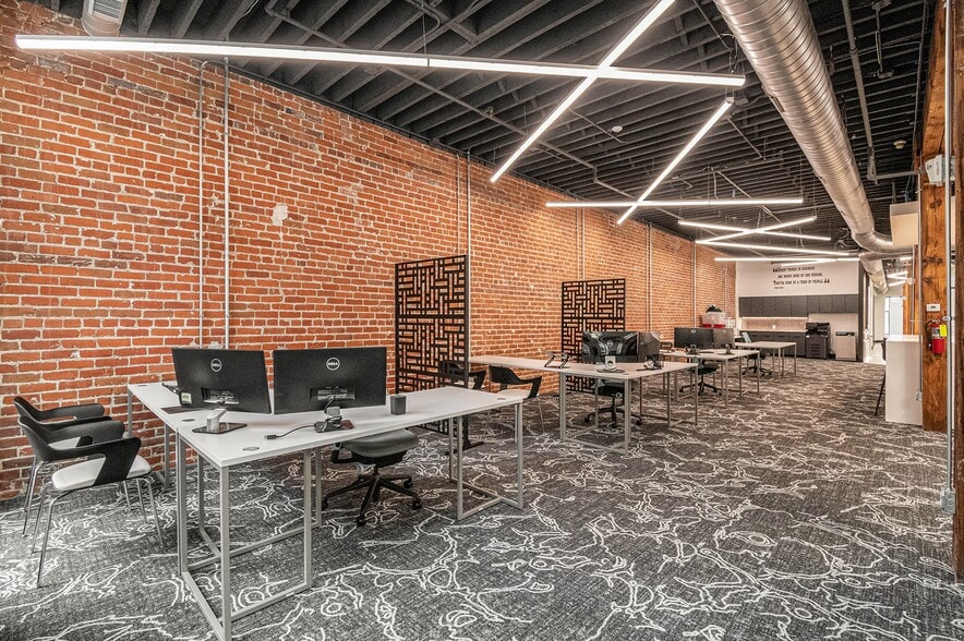 More Photos Of 1209 Harney St, Omaha Office Residential For Sale