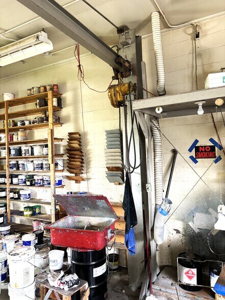 More Photos Of 1309 S Nebo Rd, Muncie Freestanding For Sale