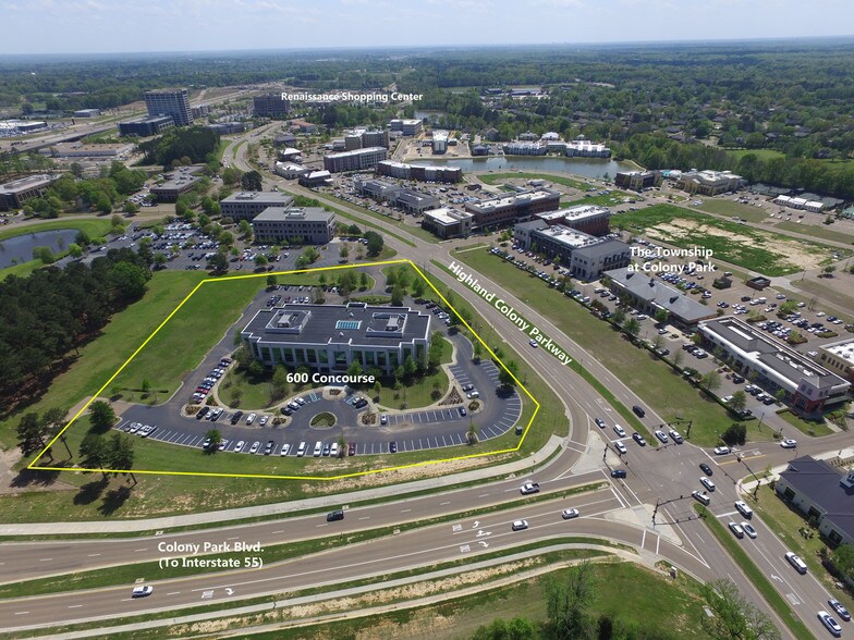 More Photos Of 1076 Highland Colony Pky, Ridgeland Office For Lease