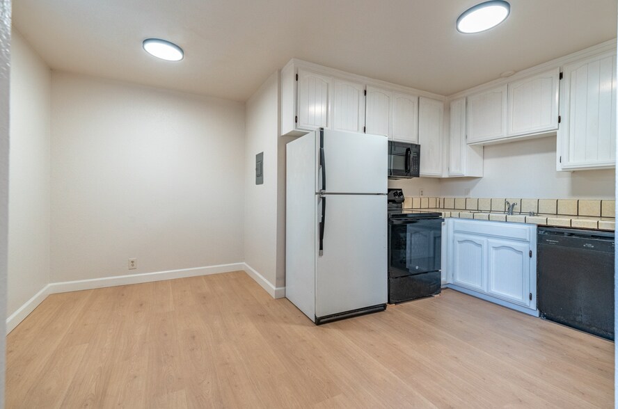 More Photos Of 407 Raymond Ave, San Jose Multifamily For Sale